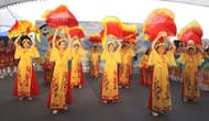 Vietnam makes strong cultural mark at Macau International Parade 2026